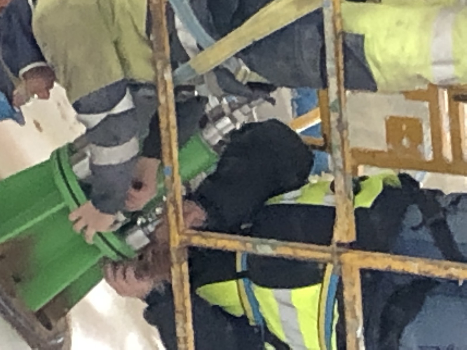 Instalación de MultiPulse™ en un silo de sosa en una planta de carbonato de sodio, resolviendo una obstrucción grave del silo